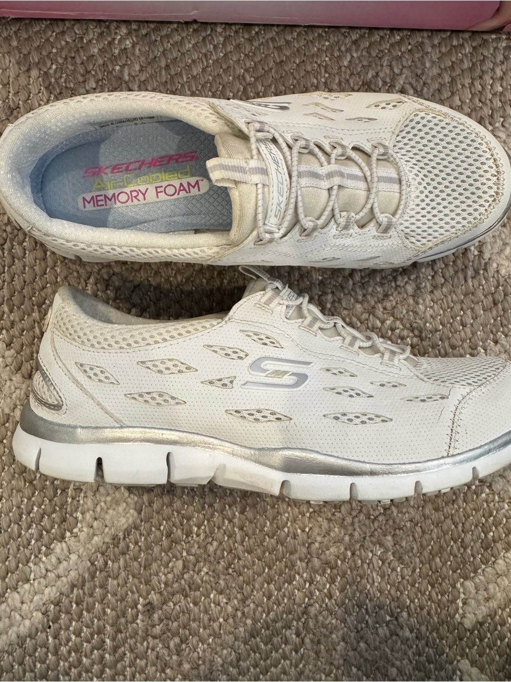 Skechers Flex Air-Cooled Memory Foam Going Places Sneakers White Women’s 7